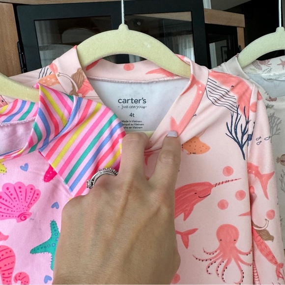 Lot of 3 Swimsuit top rashguards toddler girl ocean animals h&m mermaids - Picture 5 of 10